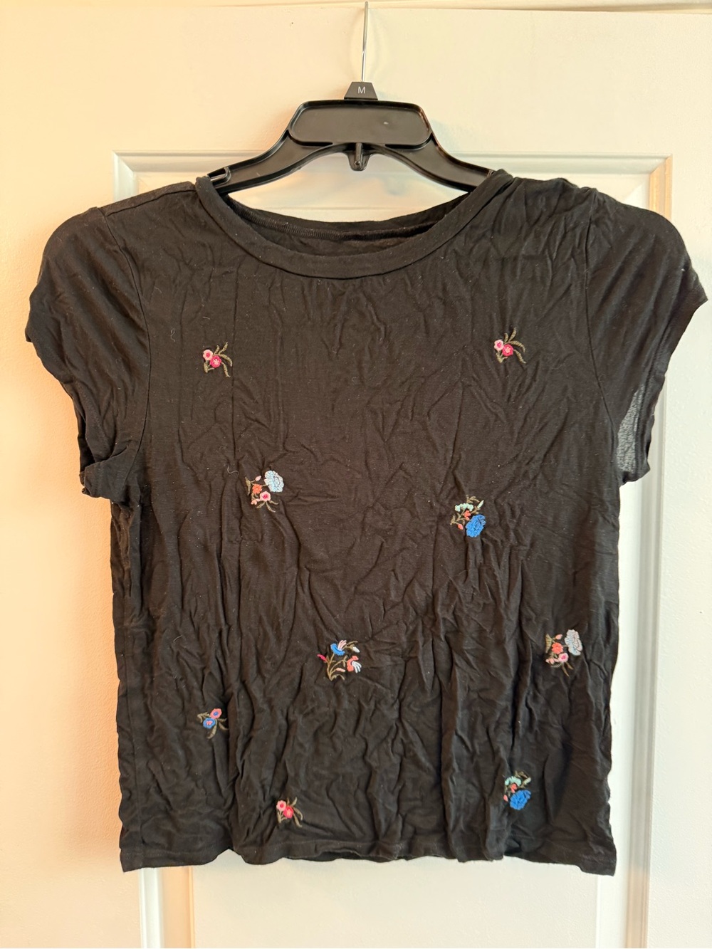 American Eagle Outfitters Black Short Sleeve Tee with Floral Embroidery